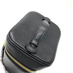 CHANEL  Caviar Cosmetic Vanity Bag Black 2000-2002 CHANEL  Caviar Cosmetic Vanity Bag Black 2000-2002