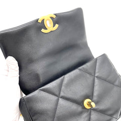 CHANEL Lambskin Quilted Medium Chanel 19 Flap Black 2023 CHANEL Lambskin Quilted Medium Chanel 19 Flap Black 2023