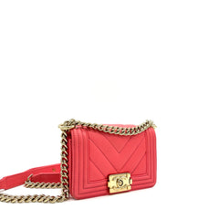 CHANEL Caviar Chevron Quilted Small Boy Flap Pink with Gold Hardware CHANEL Caviar Chevron Quilted Small Boy Flap Pink with Gold Hardware