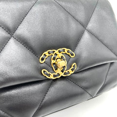 CHANEL Lambskin Quilted Medium Chanel 19 Flap Black 2023 CHANEL Lambskin Quilted Medium Chanel 19 Flap Black 2023