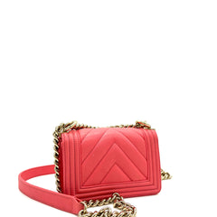 CHANEL Caviar Chevron Quilted Small Boy Flap Pink with Gold Hardware CHANEL Caviar Chevron Quilted Small Boy Flap Pink with Gold Hardware