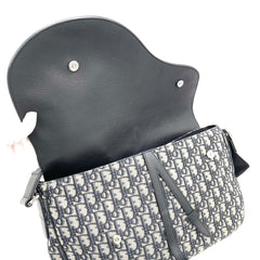 Christian Dior Saddle Flap Messenger Bag Oblique Canvas and Leather Medium Christian Dior Saddle Flap Messenger Bag Oblique Canvas and Leather Medium