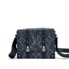 Louis Vuitton  Monogram Pastel Trunk Messenger Black Louis Vuitton  Monogram Pastel Trunk Messenger Black