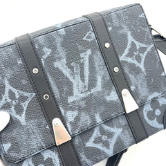 Louis Vuitton  Monogram Pastel Trunk Messenger Black Louis Vuitton  Monogram Pastel Trunk Messenger Black