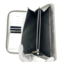 Chanel Silver Quilted Patent Leather Embossed Lucky Symbols Zip Around Wallet 2006-2008 Chanel Silver Quilted Patent Leather Embossed Lucky Symbols Zip Around Wallet 2006-2008