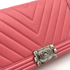 Chanel Lambskin Chevron Quilted Medium Boy Flap in Pink 2015-2016 Chanel Lambskin Chevron Quilted Medium Boy Flap in Pink 2015-2016
