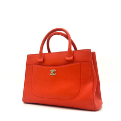 CHANEL Grained Calfskin Small Neo Executive Shopper Tote Red 2017 CHANEL Grained Calfskin Small Neo Executive Shopper Tote Red 2017