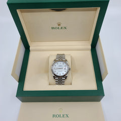 DATEJUST 마더 펄 41 오이스터, 41mm, 오이스터스틸과 화이트 골드 DATEJUST 마더 펄 41 오이스터, 41mm, 오이스터스틸과 화이트 골드