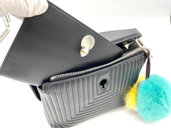 FENDI 블랙 퀼팅 가죽 DOTCOM CLICK SMALL 숄더백 FENDI 블랙 퀼팅 가죽 DOTCOM CLICK SMALL 숄더백