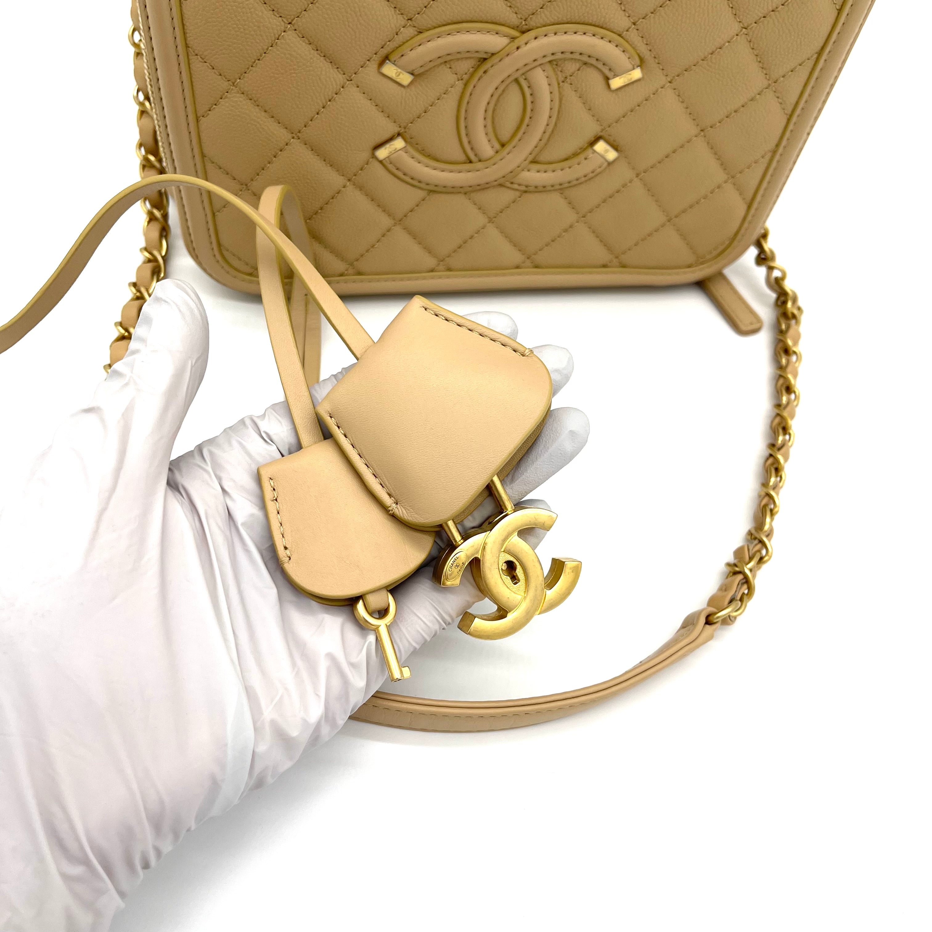 Chanel Caviar Leather CC Filigree Round Clutch with Chain, Chanel Handbags