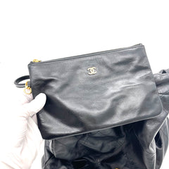 CHANEL Shiny Calfskin Quilted Chanel 22 Bag Medium Black