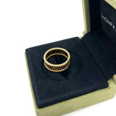 VAN CLEEF & ARPELS
18K Yellow Gold Perlee Signature Ring