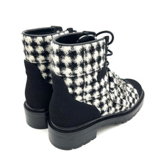 [Brand New]CHANEL Tweed Boots White Black Size40