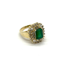 14k Yellow Gold Emerald Diamonds Ring