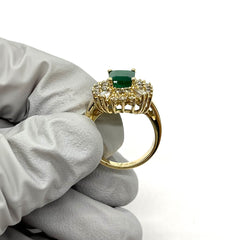 14k Yellow Gold Emerald Diamonds Ring