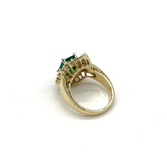 14k Yellow Gold Emerald Diamonds Ring