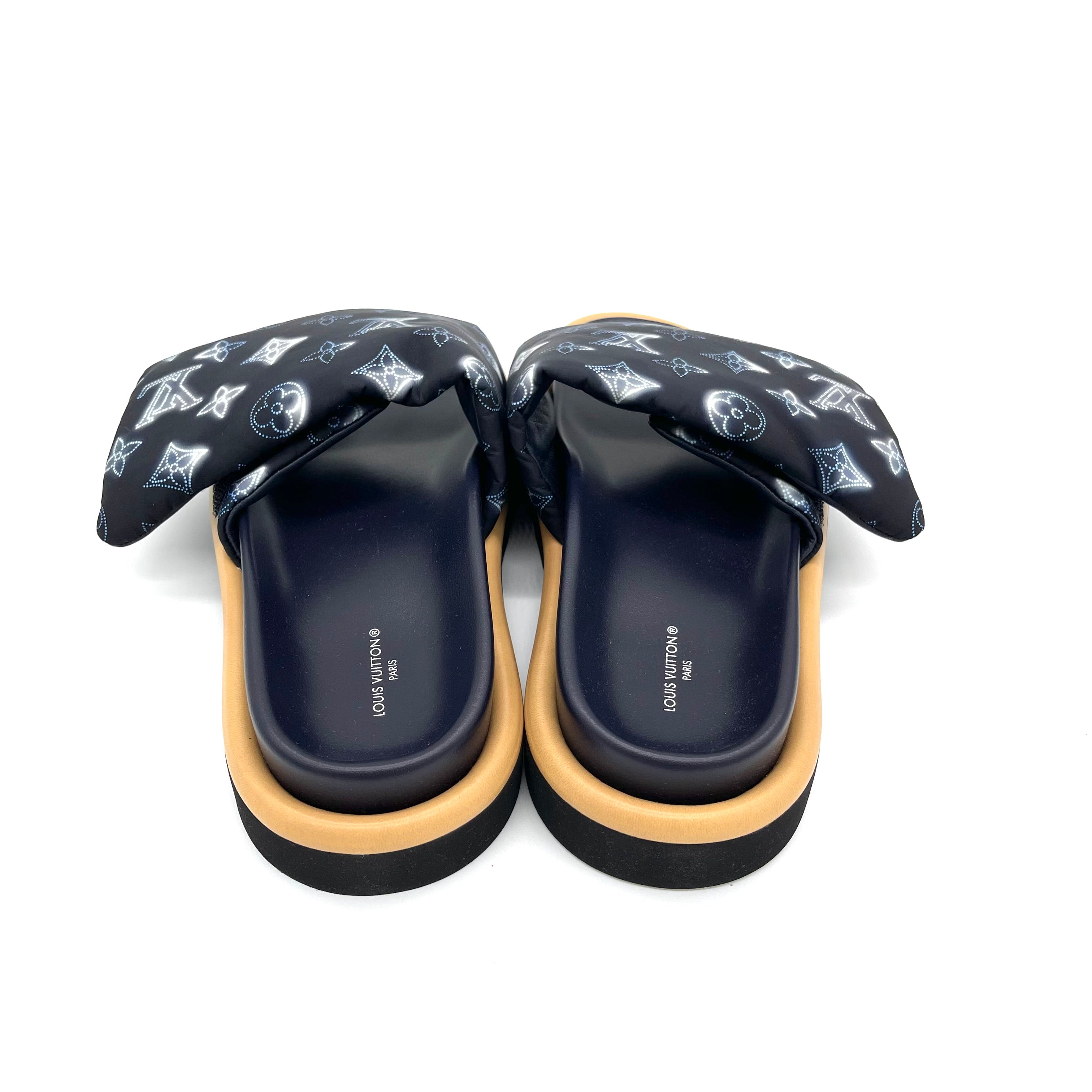 LOUIS VUITTON
Nylon Monogram Womens Pool Pillow Comfort Mules 38 Navy Blue TC1201  Brand New Condition Never used