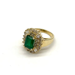 14k Yellow Gold Emerald Diamonds Ring