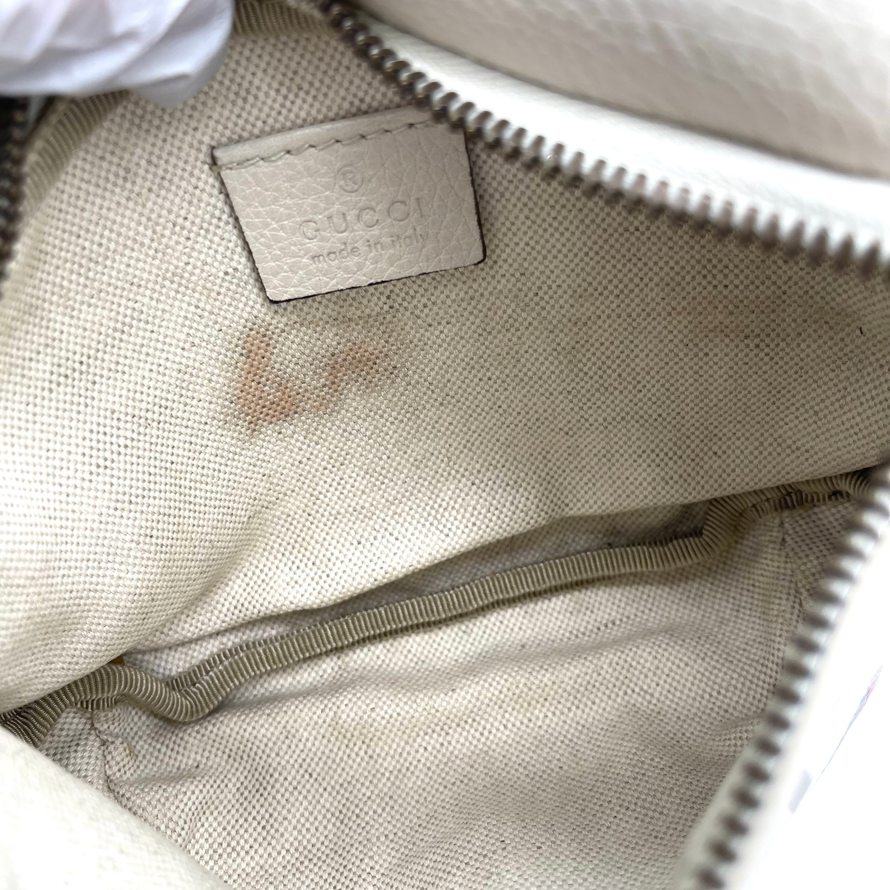 GUCCI Grained Calfskin Small Logo Belt Bag White