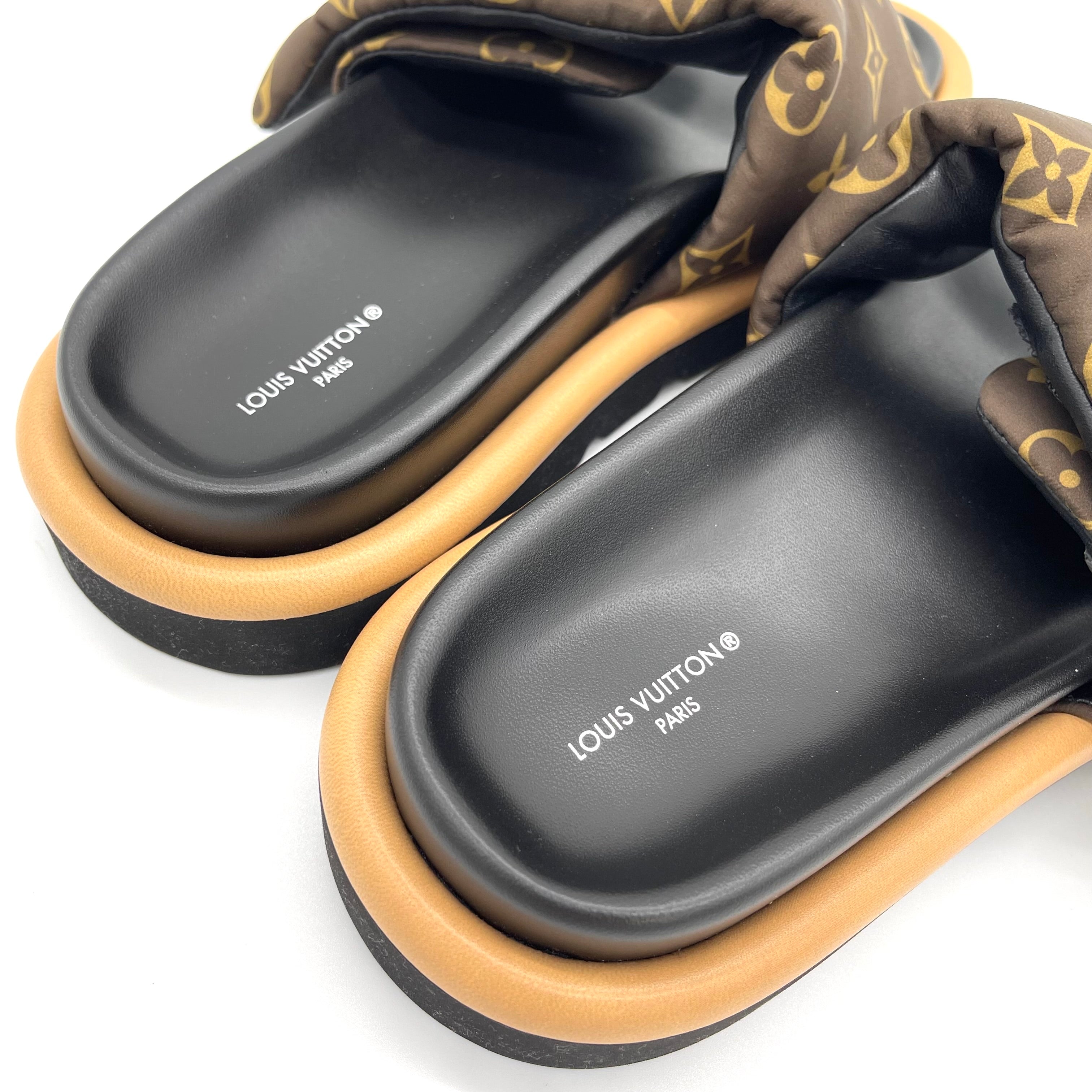 Pool Pillow leather sandals