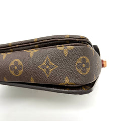 Louis Vuitton  Monogram Pochette Metis