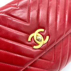 Chanel  Calfskin Chevron Quilted Large Coco Handle Flap Red 2017