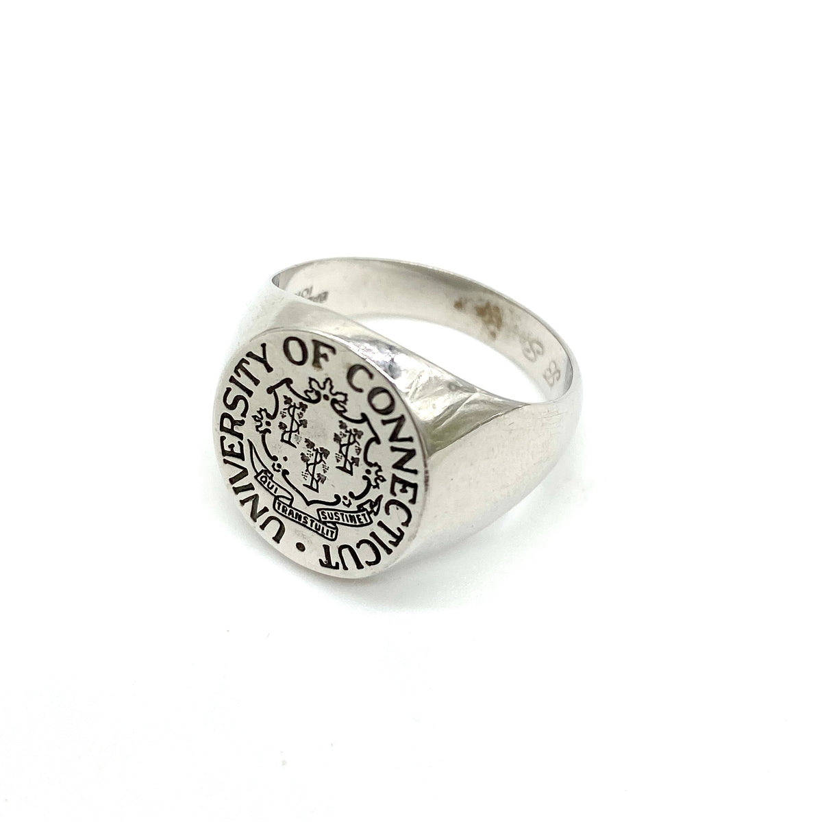 Connecticut of University Ring