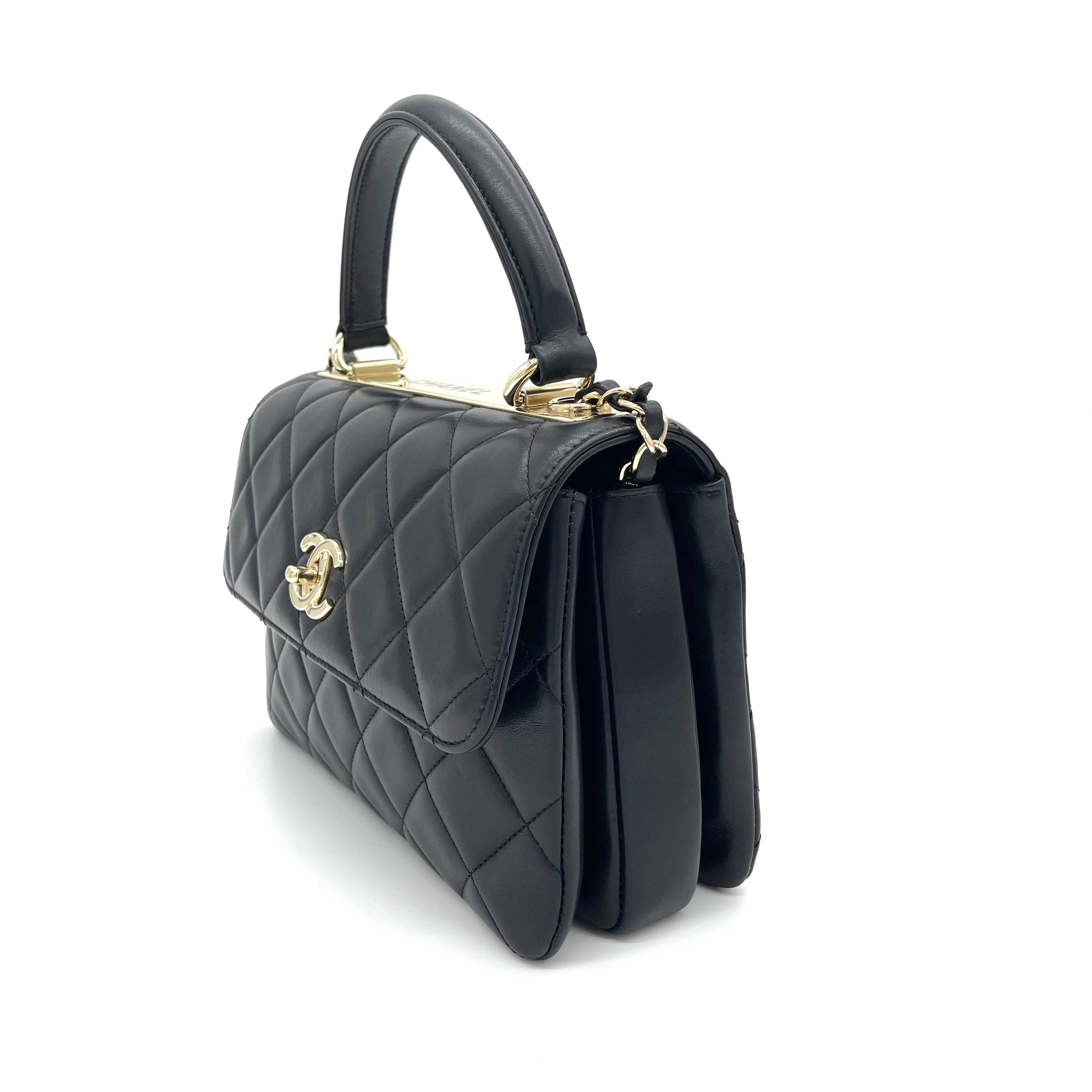 A Closer Look: Chanel Trendy CC Shoulder Bag