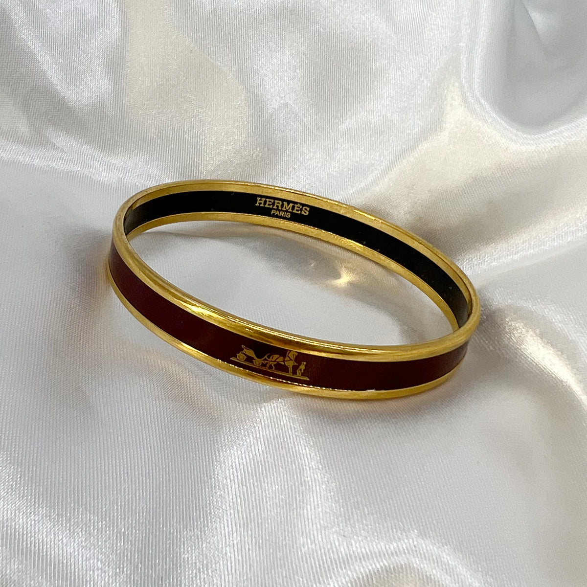 Guaranteed Authentic HERMÈS Caléche Narrow Enamel Bracelet  Gold Plated Burgandy