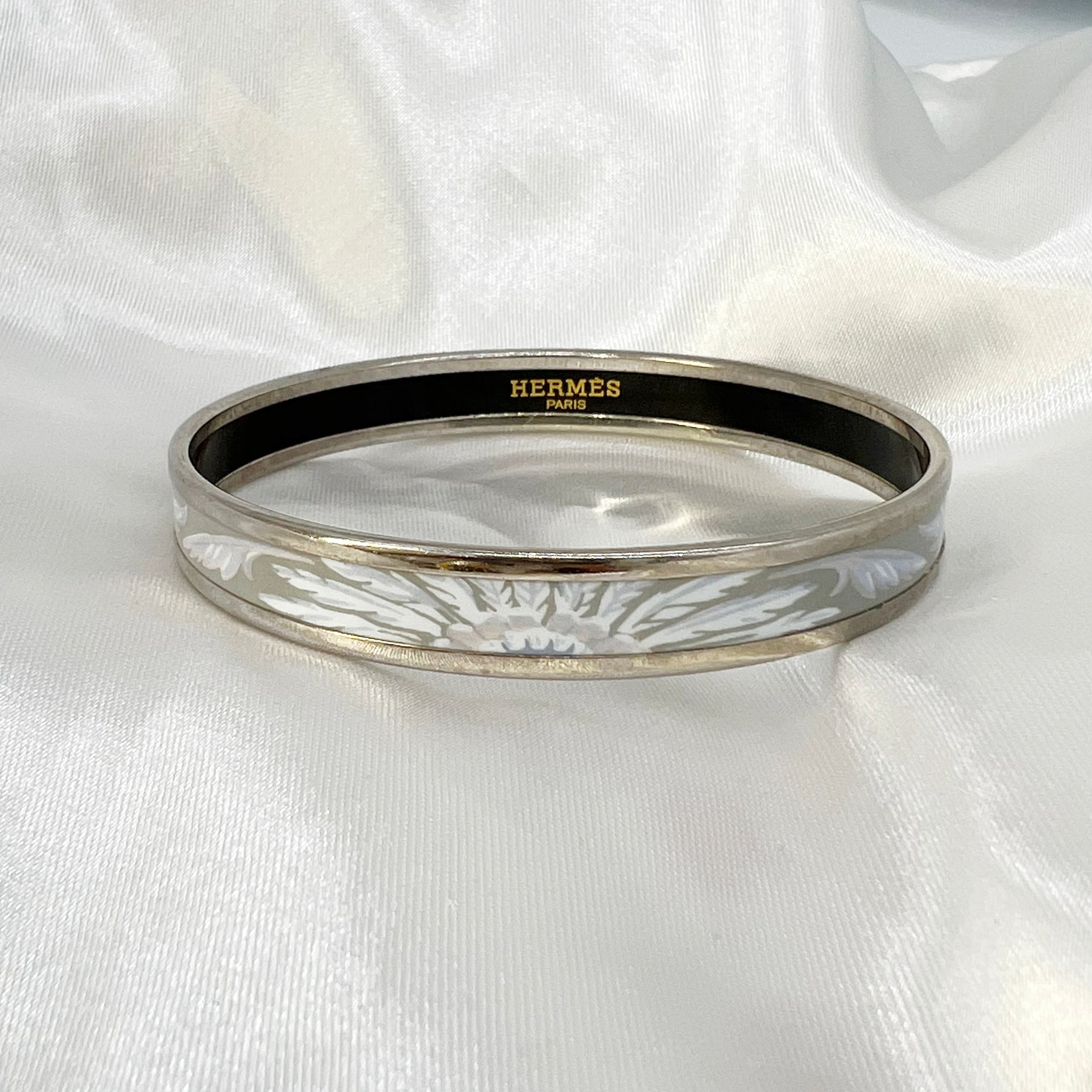 Guaranteed Authentic HERMÈS Brazil Narrow Enamel Bangle Bracelet Palladium-Plated