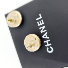 CHANEL 라운드 CC 펄 골드 귀걸이