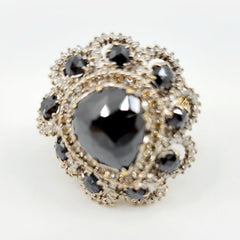 Disposal of this ring as a dumping sale (18k gold, Natural diamonds, black spinel stone) Cost of production Over $3,000.00