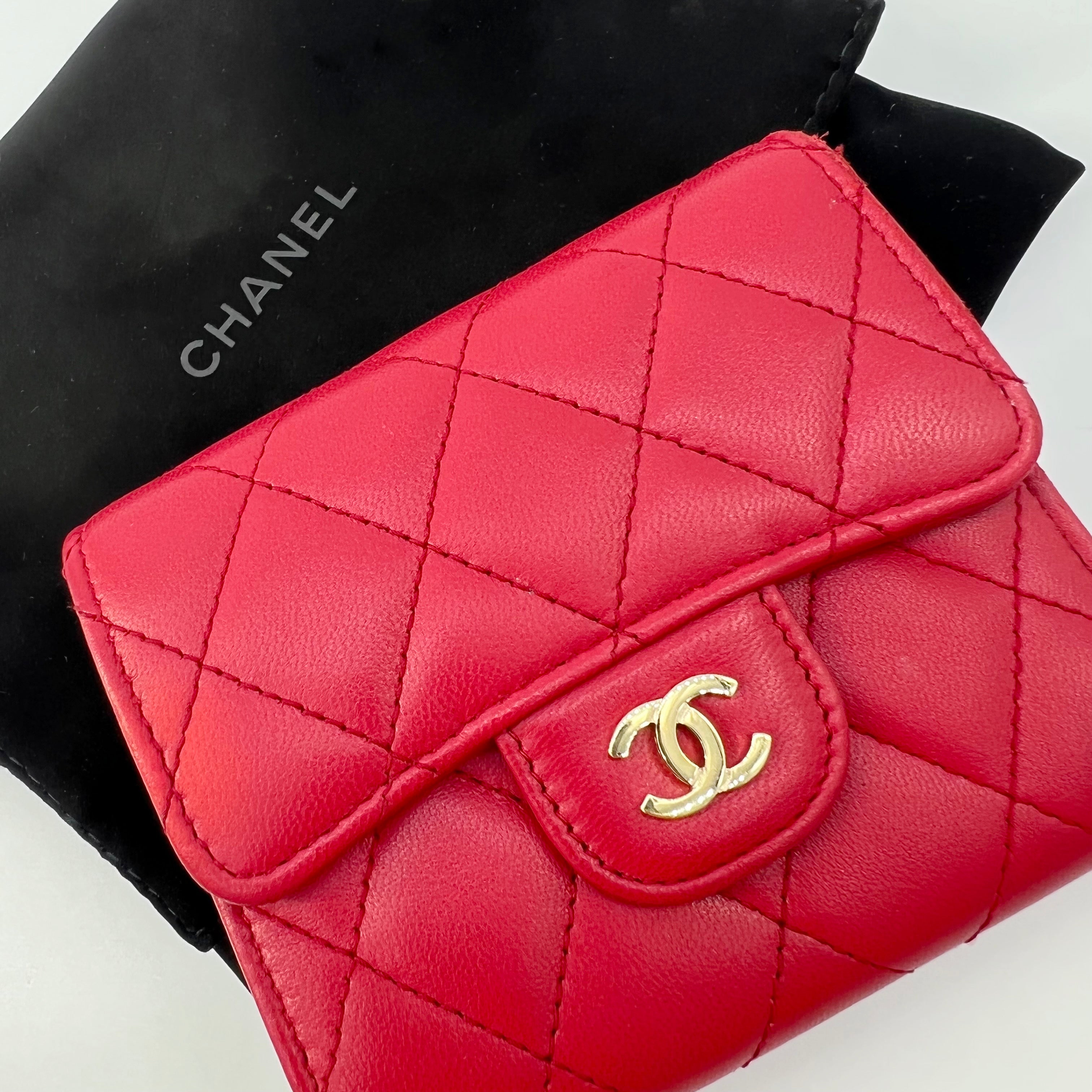 Guaranteed Authentic Chanel CC Quilted Compact Flap Trifold Wallet Fuchsia Dark Pink