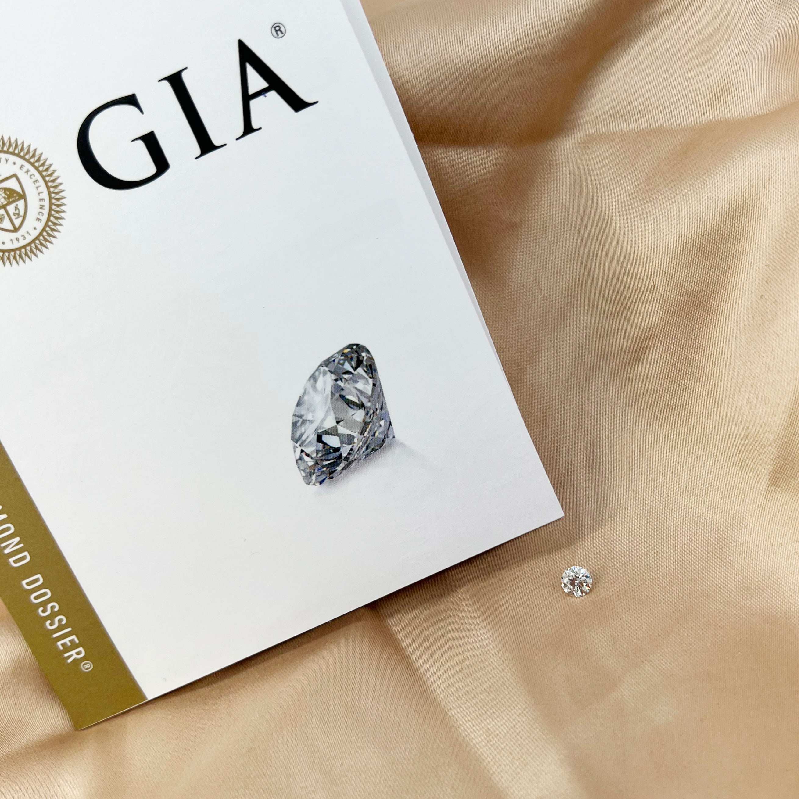 Guaranteed Authentic GIA Loose Diamond 0.5 Carat Round Natural Diamond with GIA Certification 0.50/F/VS1