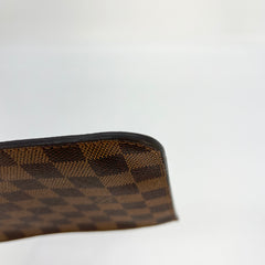 Pochette cosmétique leather vanity case Louis Vuitton Brown in
