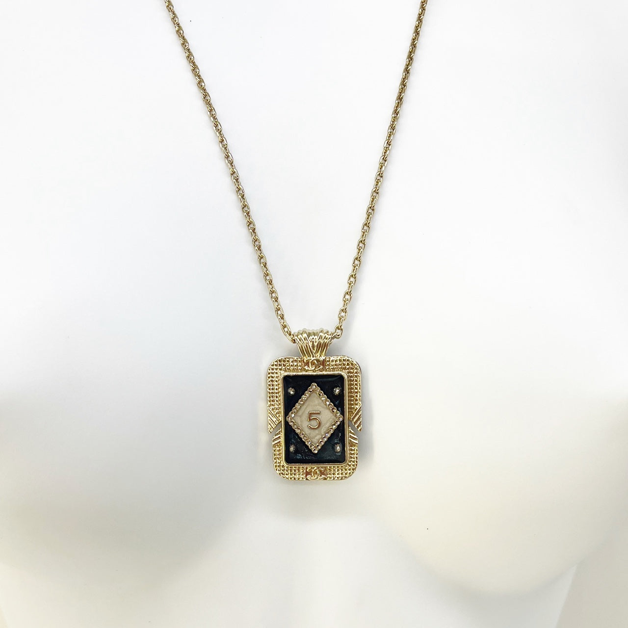 CHANEL Perfume Bottle Gold Chain Pendant Necklace – AMORE Vintage Tokyo