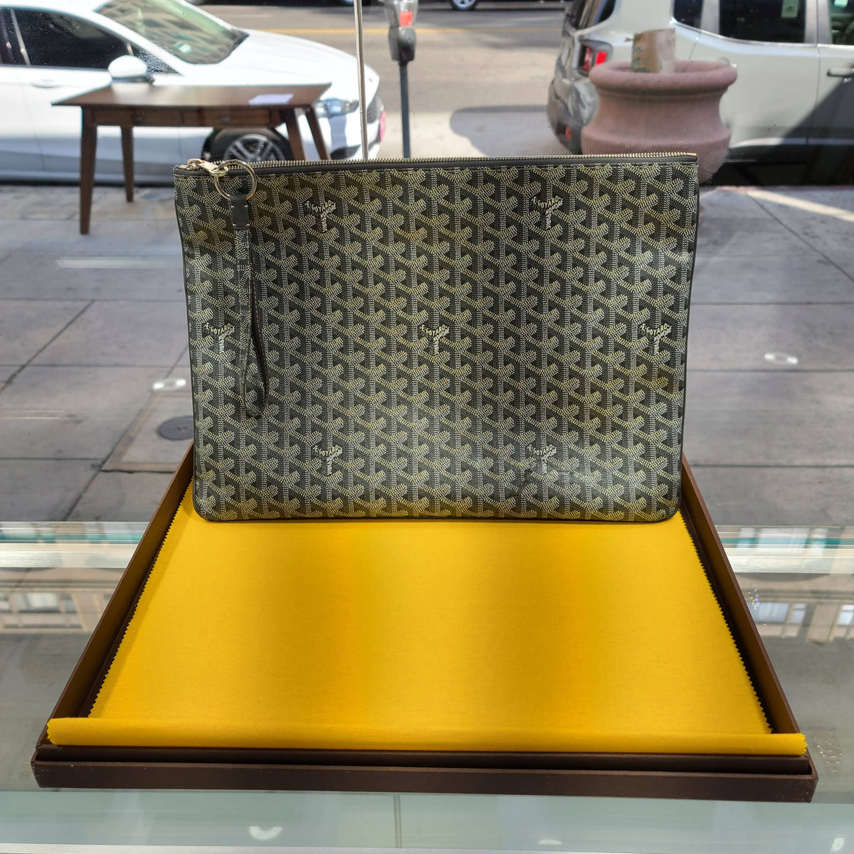 GOYARD POUCH