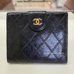 CHANEL 바이콜로 퀼팅 마텔라세 CC 로고 블랙 양가죽 반지갑