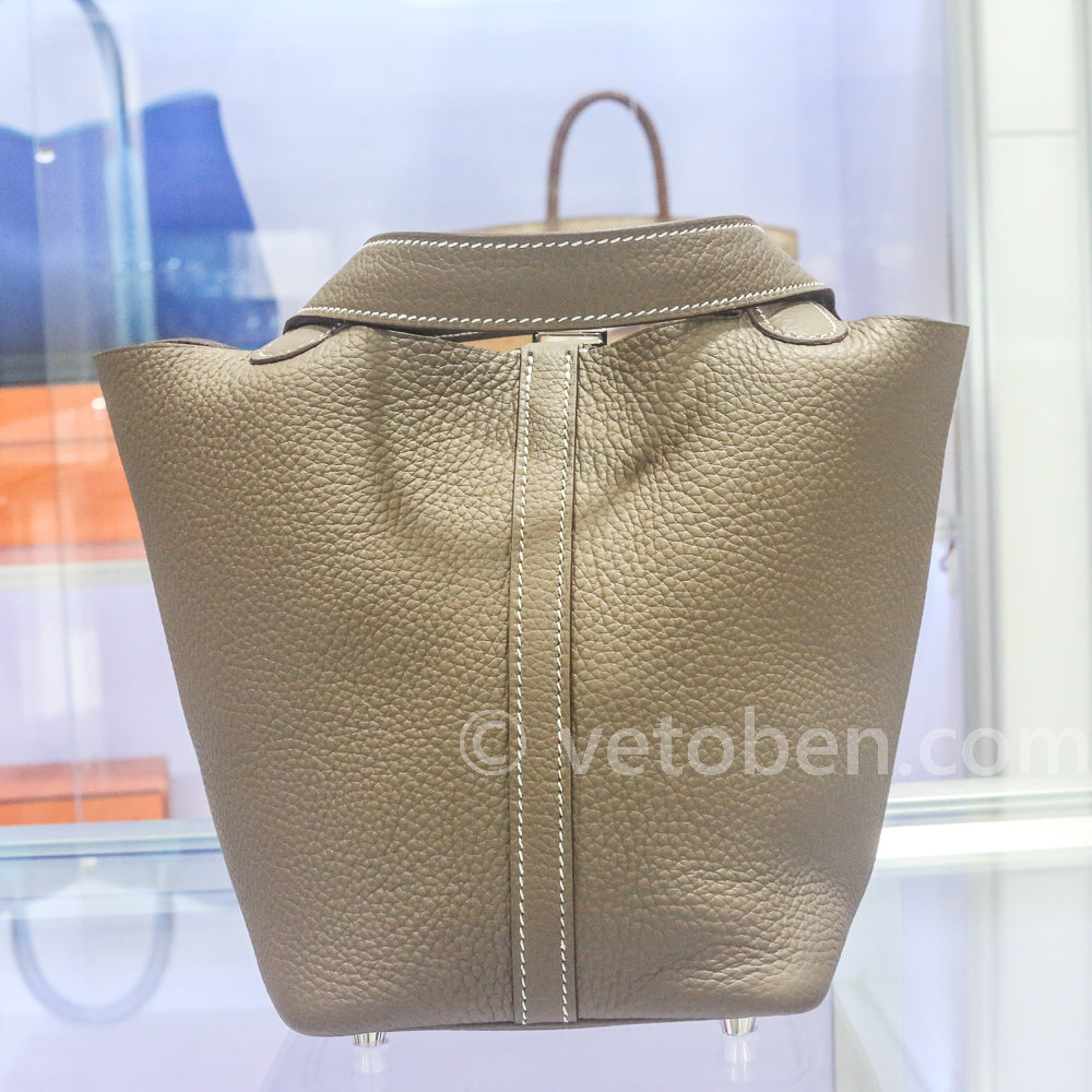 HERMES Taurillon Clemence 피코틴 락 18 PM 골드