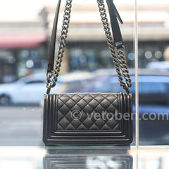 CHANEL 캐비어 퀼팅 스몰 보이 플랩