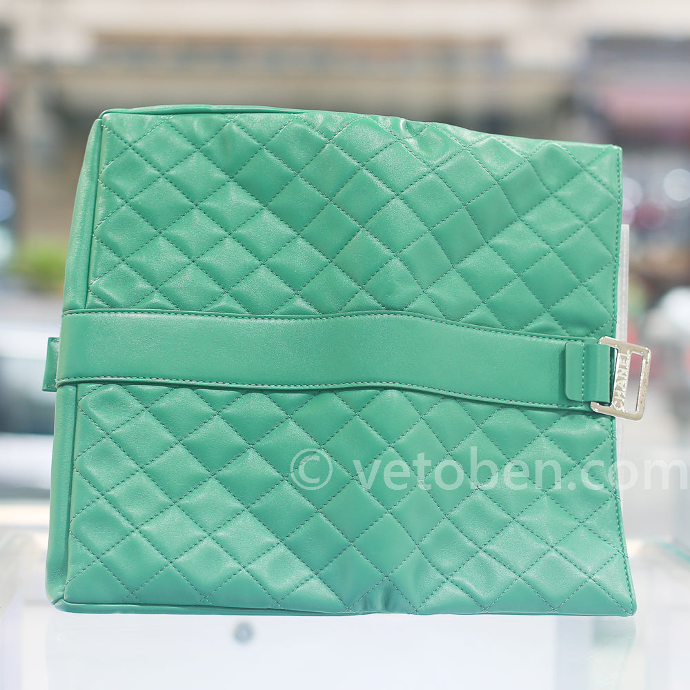 Chanel Lambskin Quilted Grip Clutch