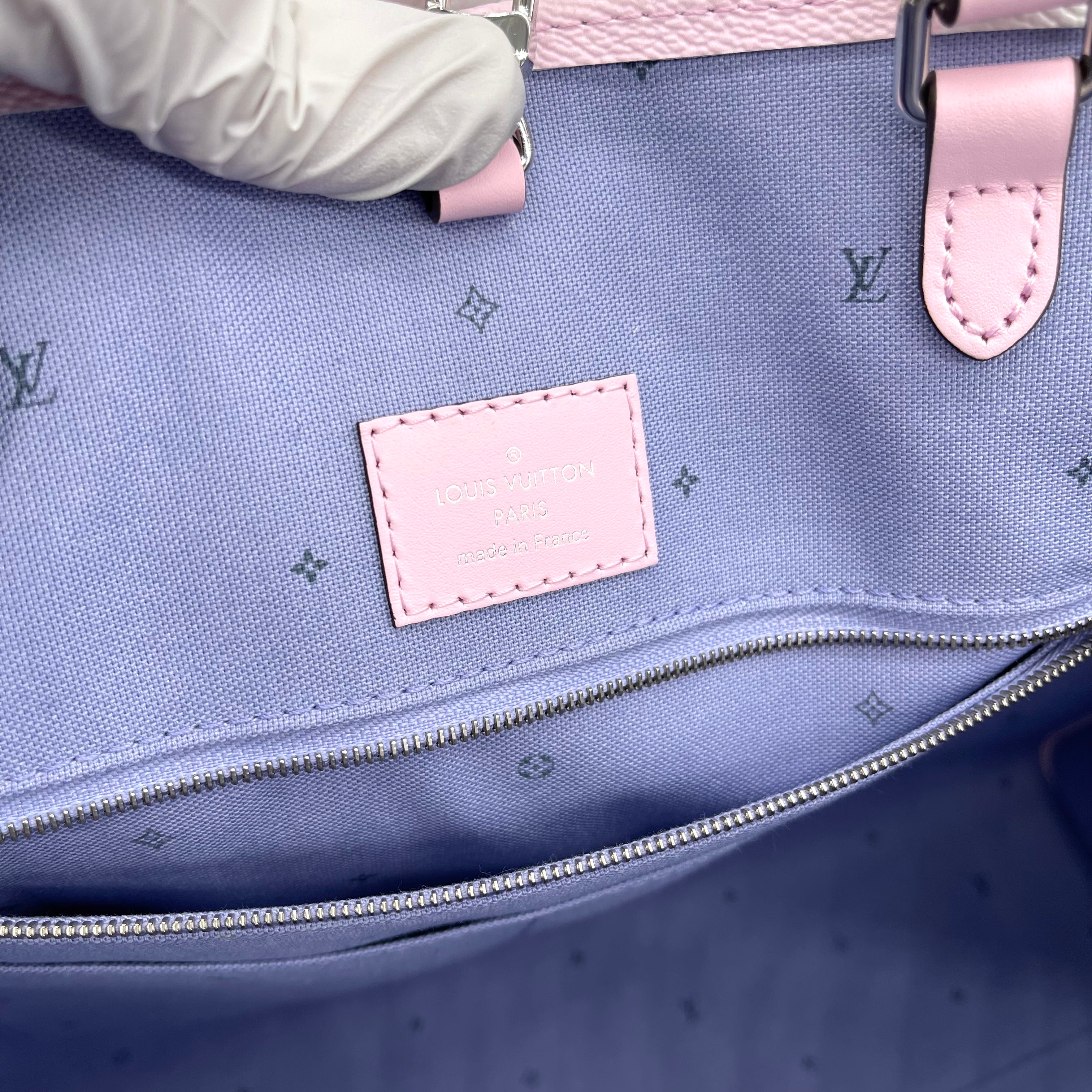 Brand New LOUIS VUITTON Monogram Escale Onthego GM Pastel