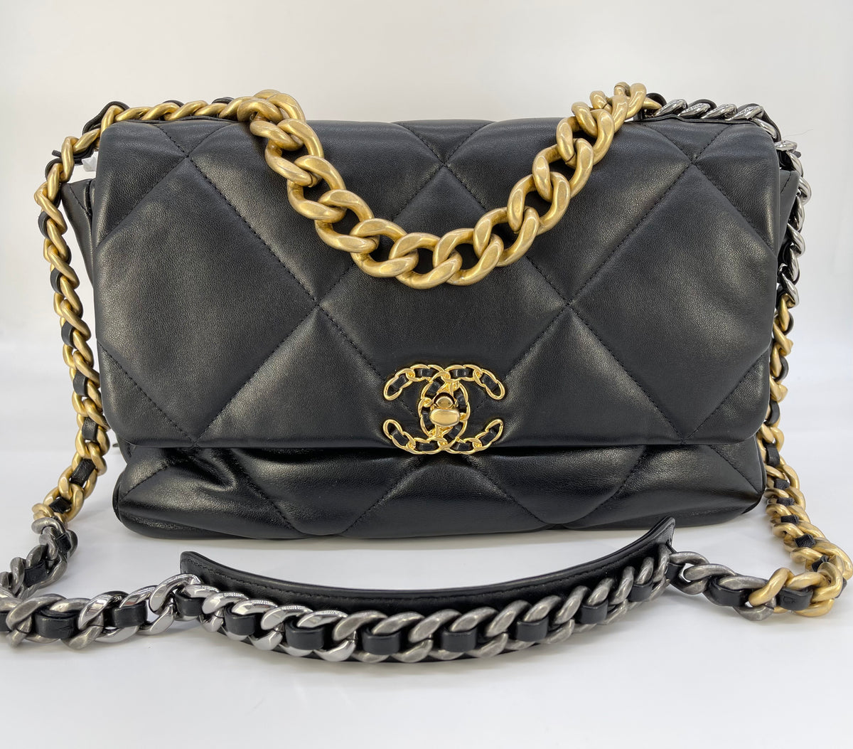 Brand New CHANEL Lambskin Quilted Large Chanel 19 Flap Black