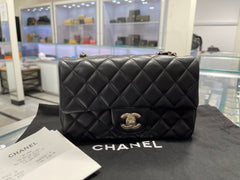 Brand New CHANEL Lambskin Quilted Mini Rectangular Flap Black