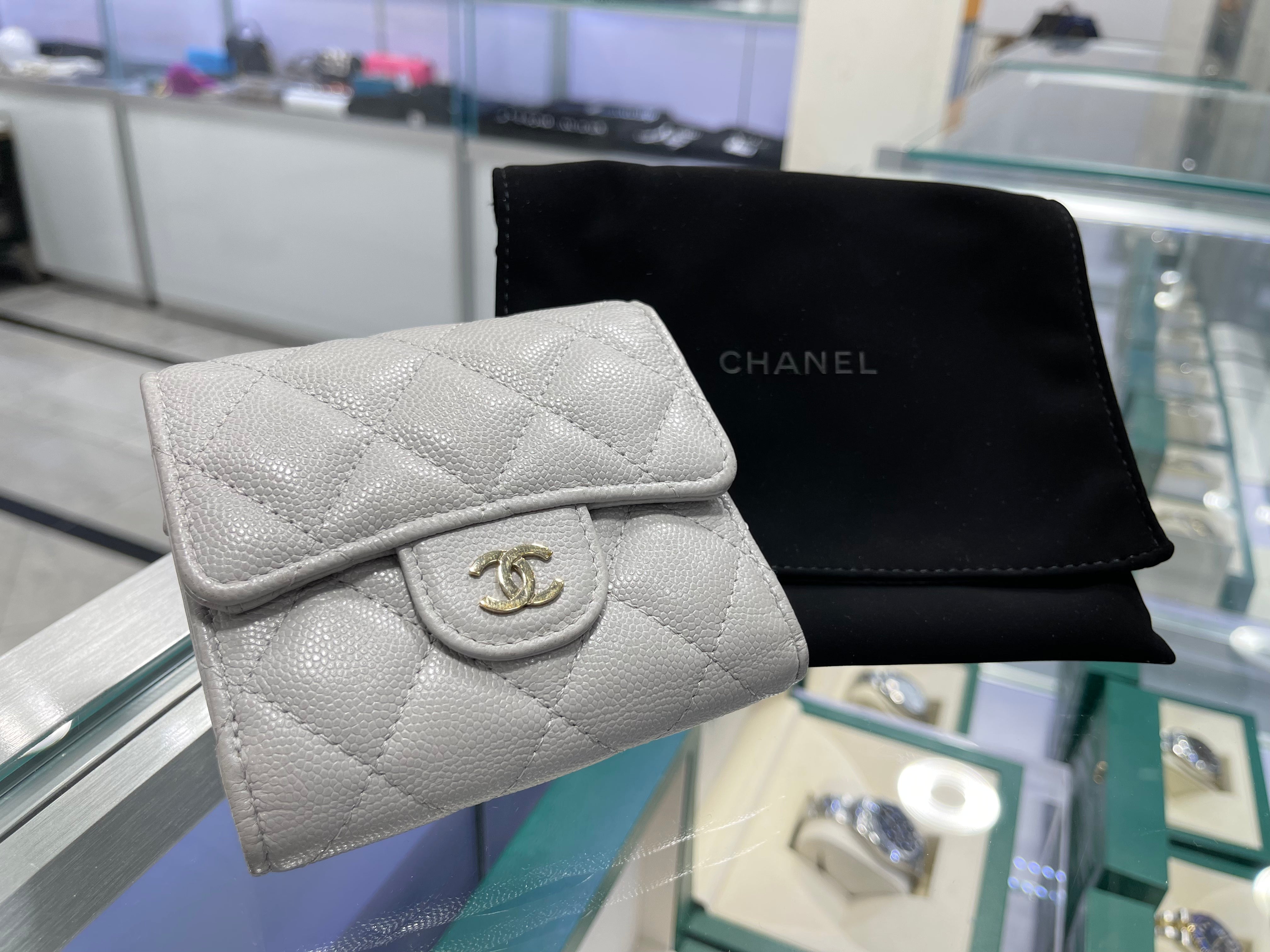 CHANEL Fashion - Small wallet  Wallet fashion, Chanel wallet, Bags