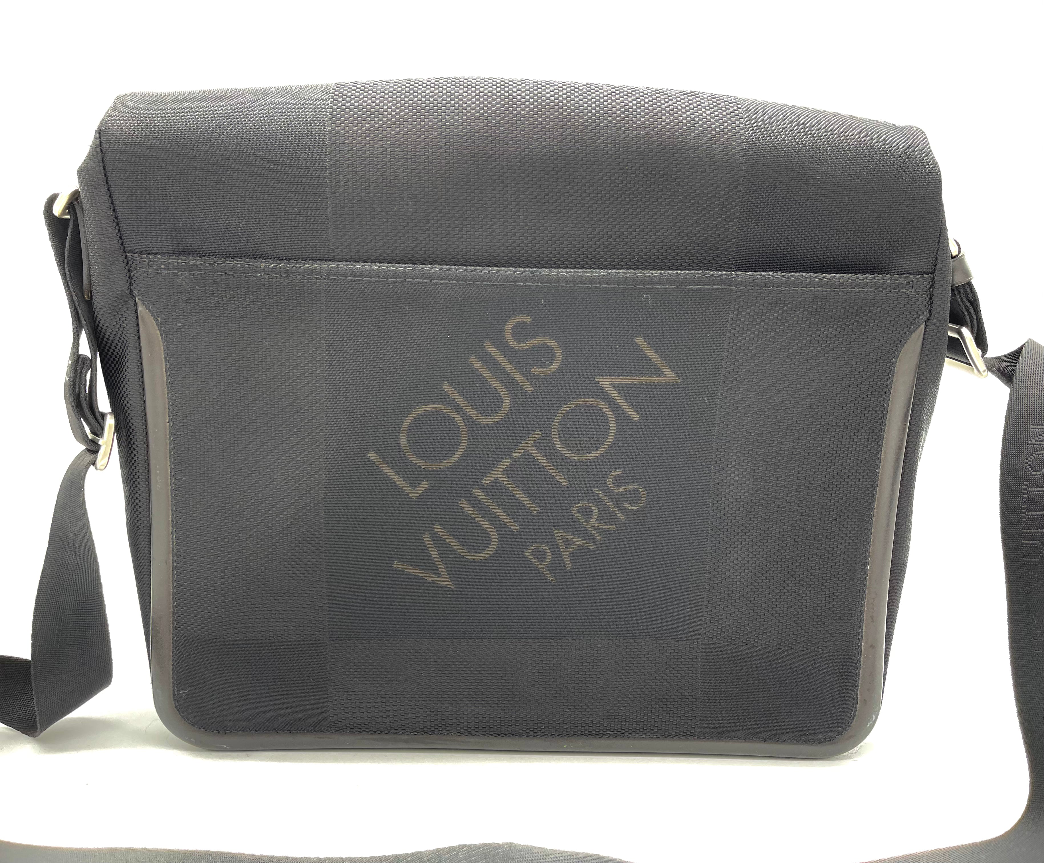 Louis Vuitton Citadan Shoulder Bag M93224 Damier Jean Canvas Tail France  2005 Brown SP1005 Crossbody Zipper Sitadan Men's | eLADY Globazone