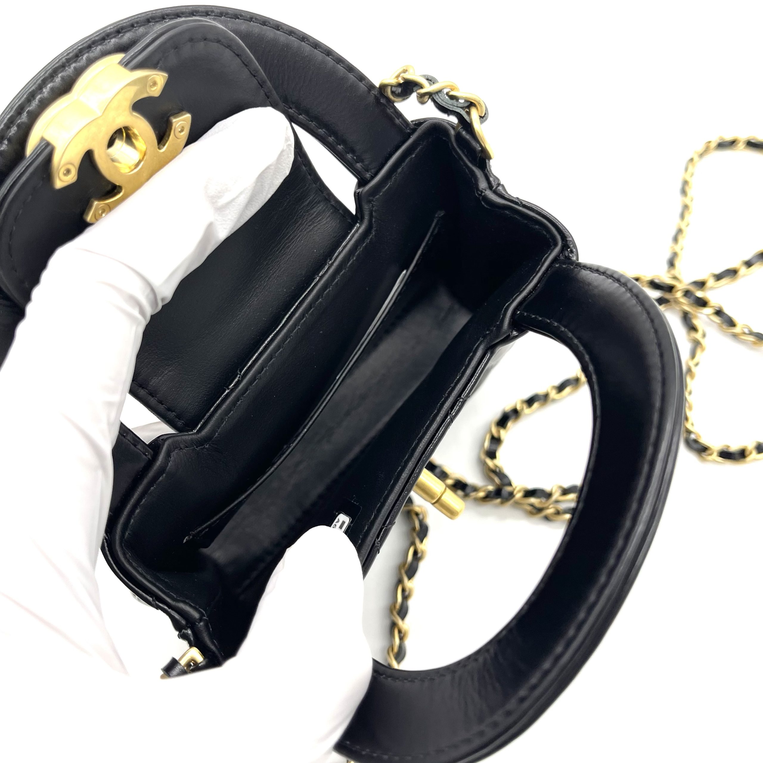 CHANEL Shiny Aged Calfskin Quilted Mini Nano Kelly Shopper Black - Image 9