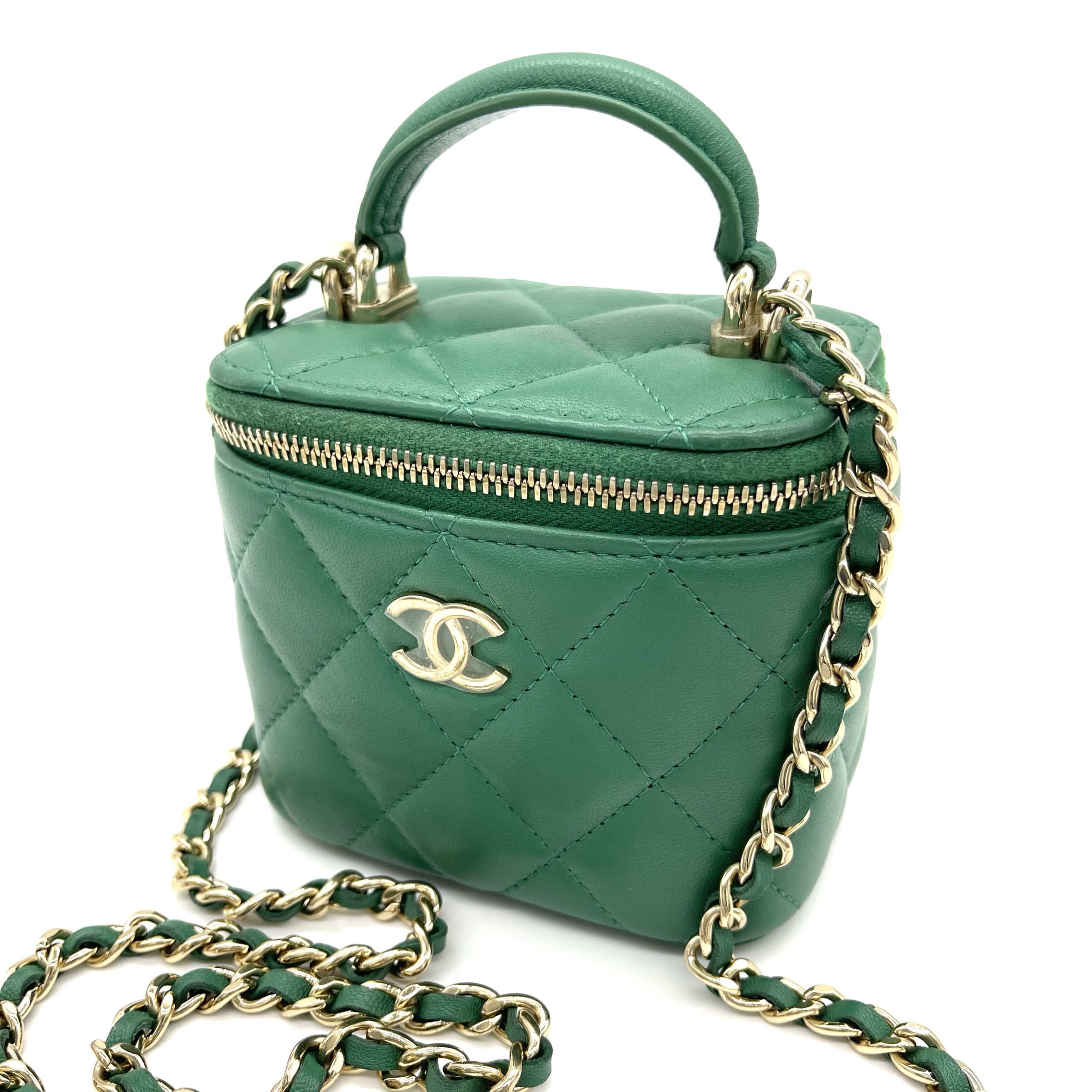 CHANEL Green Mini Vanity Chain Bag – Like New, Unused - Image 4
