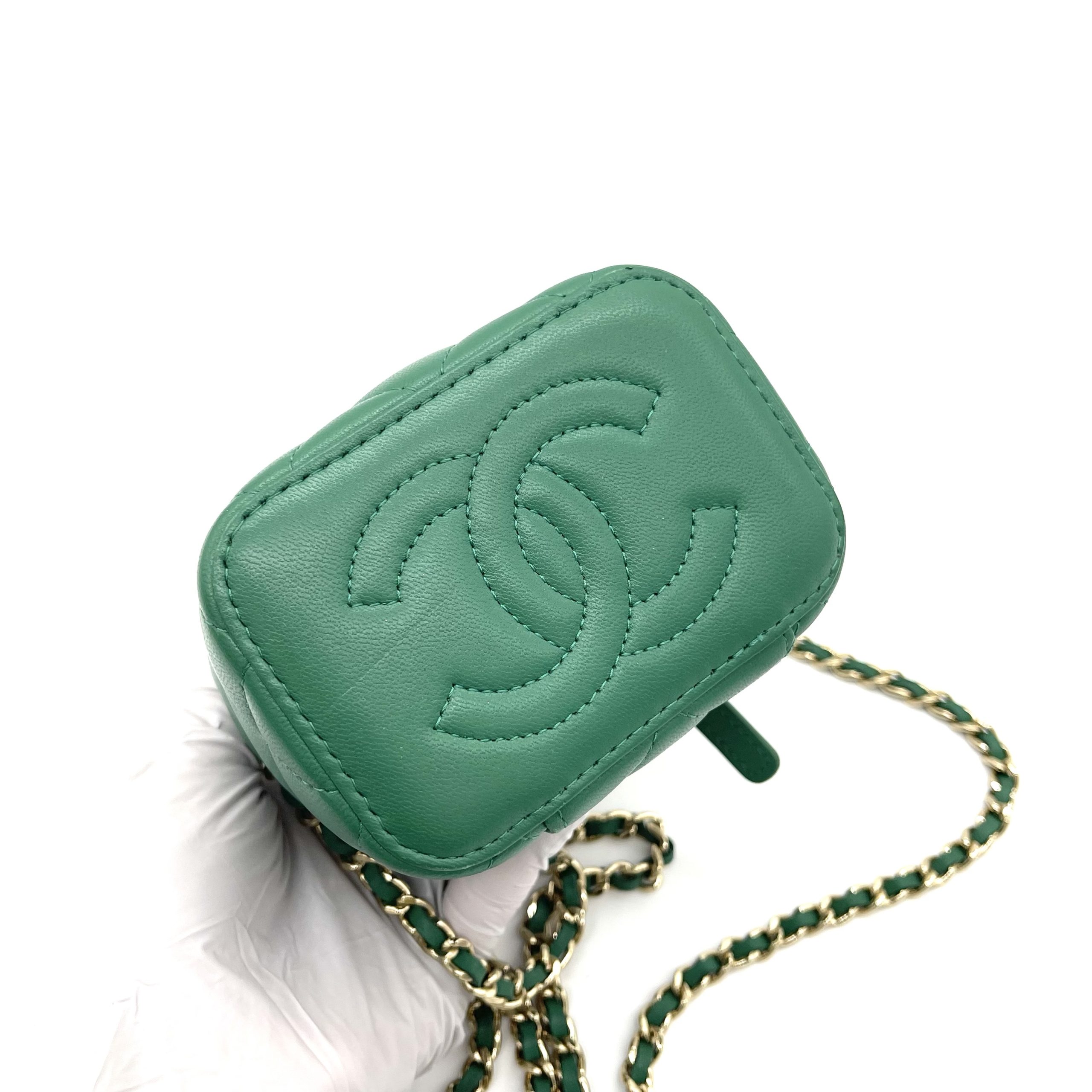 CHANEL Green Mini Vanity Chain Bag – Like New, Unused - Image 6