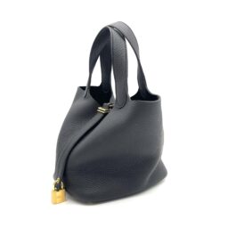 Hermès Taurillon Clemence Picotin Lock 18 PM – Black with Gold